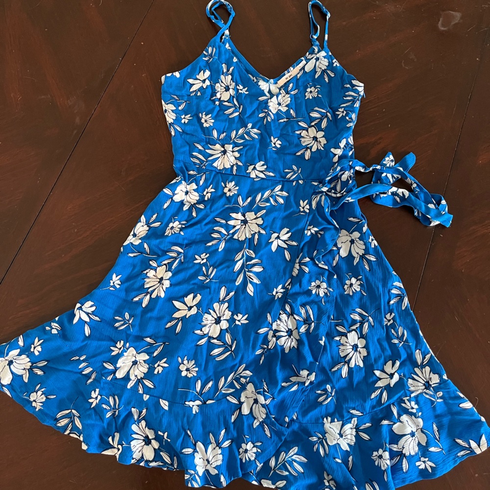 Size S “Te Ami” brand Tropical Cobalt Blue Dress